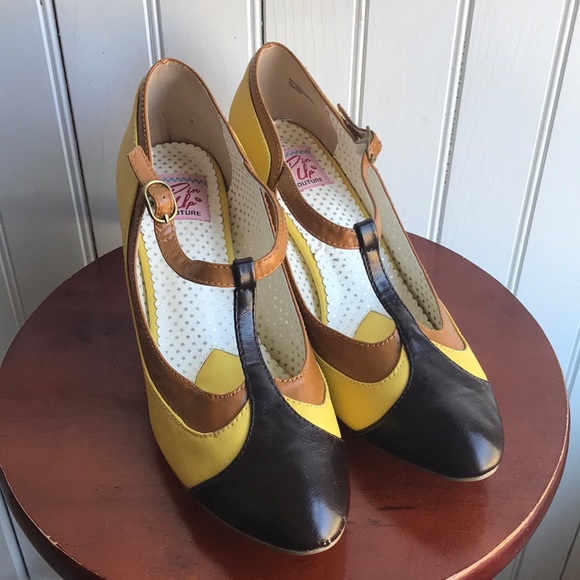 Modcloth Shoes - Pin-Up Girl Heels size 10